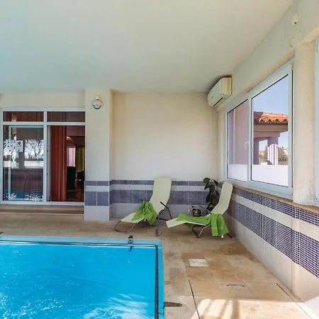 2 Bedroom In
